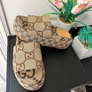 GUCCI Brown GG Angelina Sandals